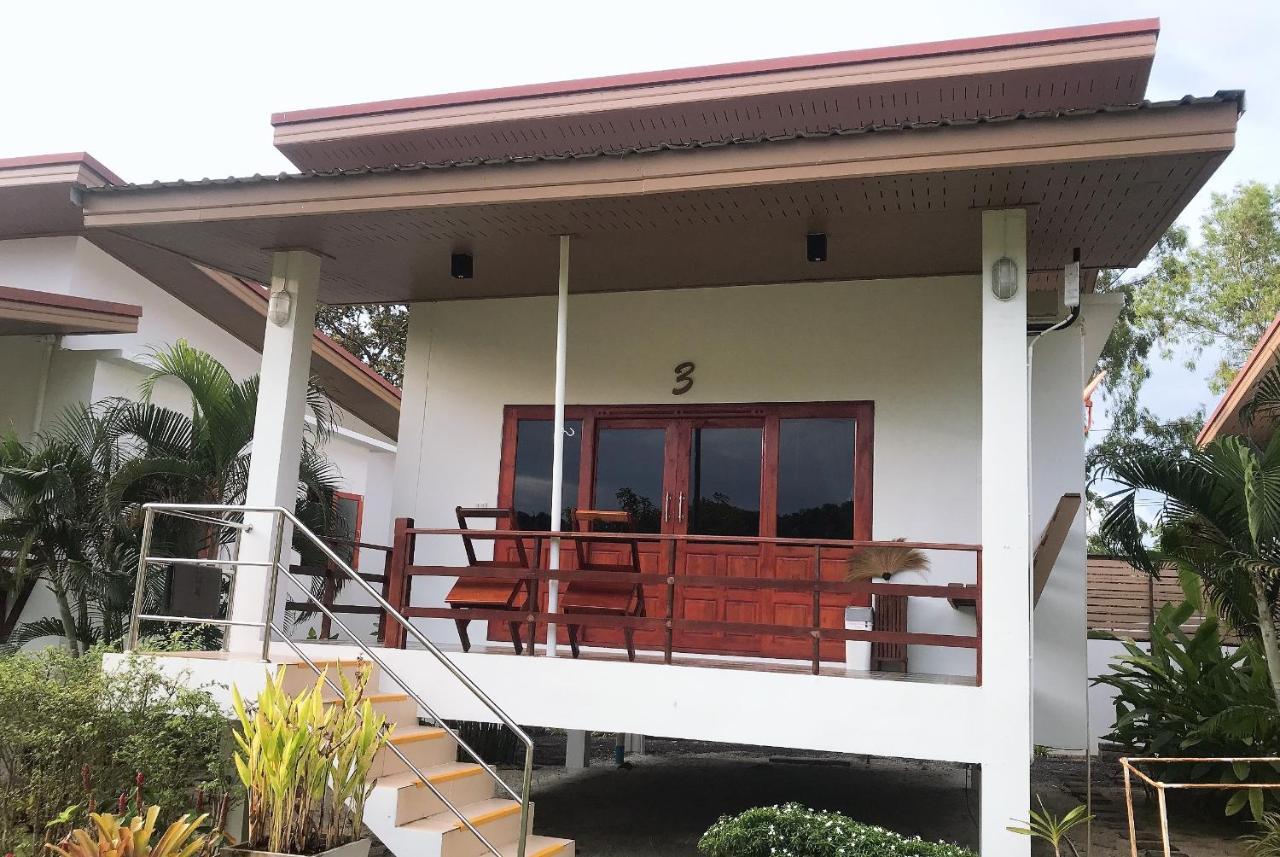 Breeze Bay Villa Wok Tum Exteriör bild