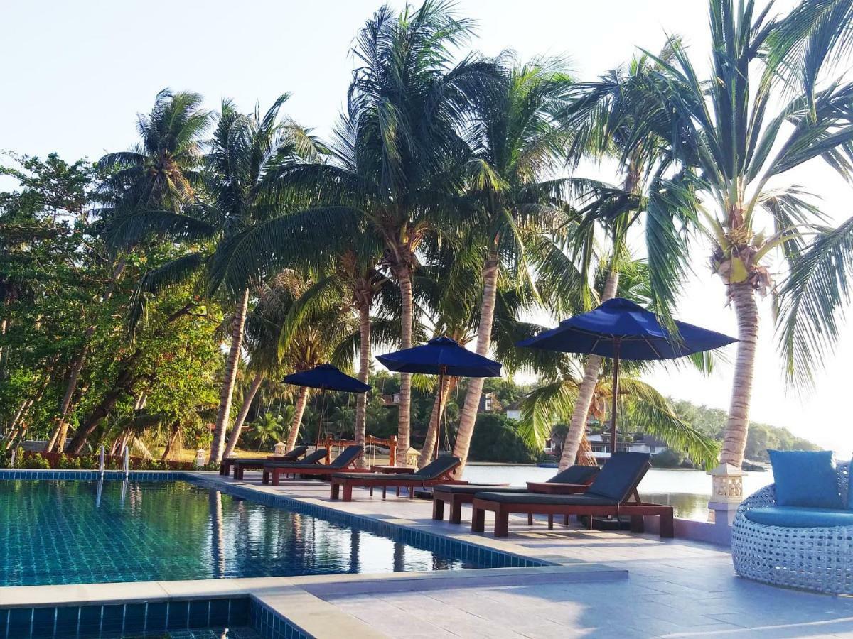 Breeze Bay Villa Wok Tum Exteriör bild